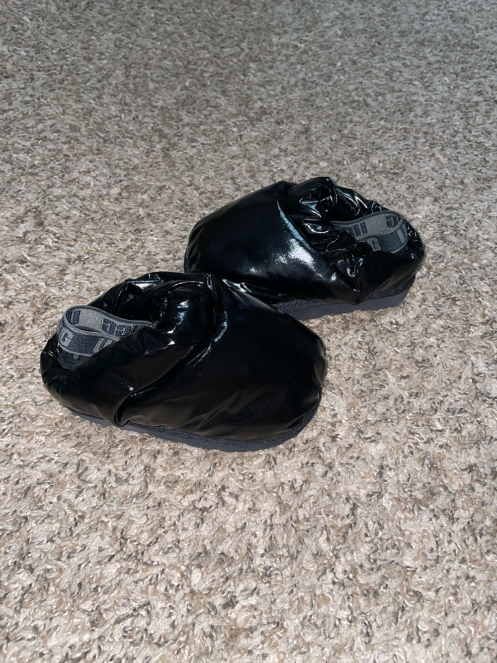 Ugg Black Shiny Spaceslider Puffer Toddler Slides